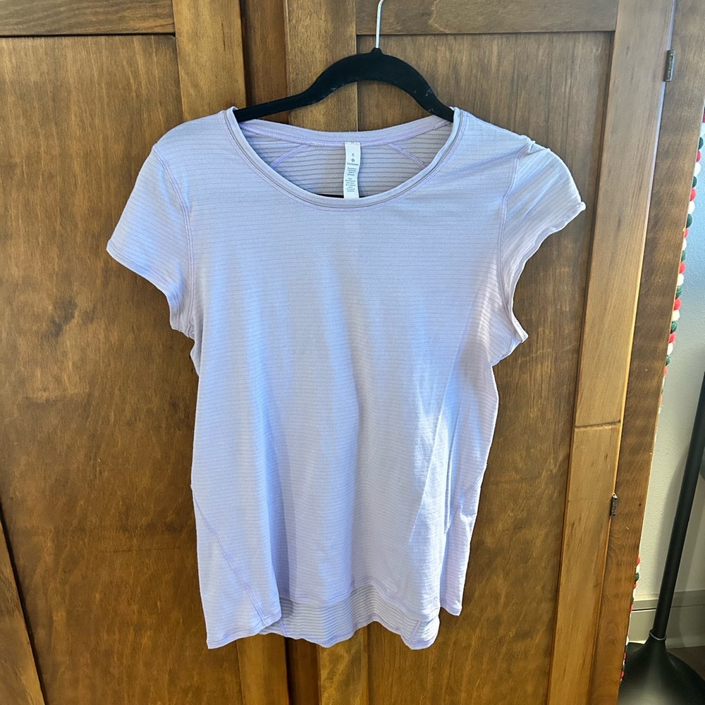 Lululemon light purple top